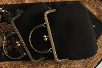 Чанта, бродирани флорални гобеленом 1950-те, Златна верижка, на дръжката, клатч Petitpoint, старинен замък Целувка, Малка вечерна чанта. - Изображение 2  