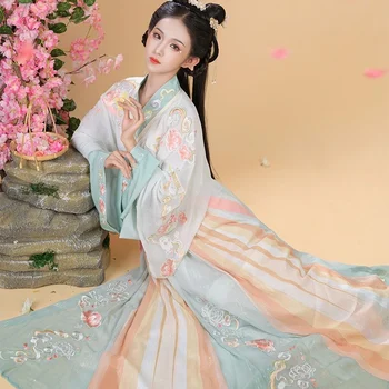 Жена китайското рокля Hanfu в традиционен старинен китайски рокля фея от три части с яка до кръста през пролетта и лятото. - Изображение 1  