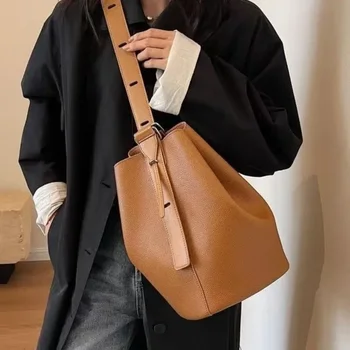 Чанти за жени 2023 Нова модерна чанта през рамо с нишов дизайн, голям капацитет, популярна bag-чанта за жени - Изображение 1  