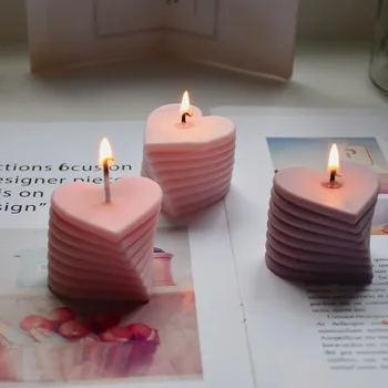 3D Въртяща форма за свещи Любов, Форма за украса миещ торта от с гипсова смола, Форми, ръчно изработени, Ароматна свещ с форма на сърце, подреждане в купчина. - Изображение 1  