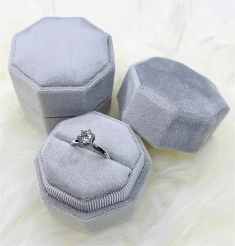 Осмоъгълна Кадифе малка кутийка за пръстени С една и две отделения за предложения за Сватбени снимки с Монограм на паметта Подпори за сватбени снимки - Изображение 2  