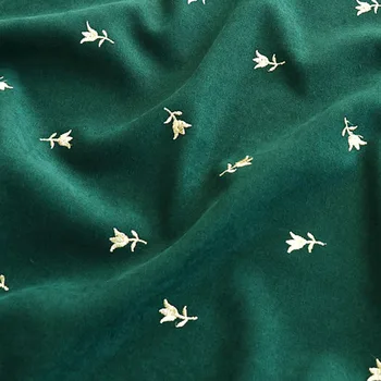 Тъмно зелена саржевая кърпа Златна нишка с бродерия във формата на рози за костюмной плат, панталони - Изображение 1  